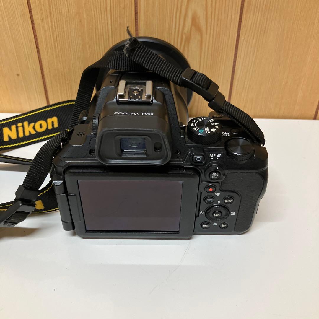 E105 Nikon ニコン P950 COOLPIX デジタルカメラ