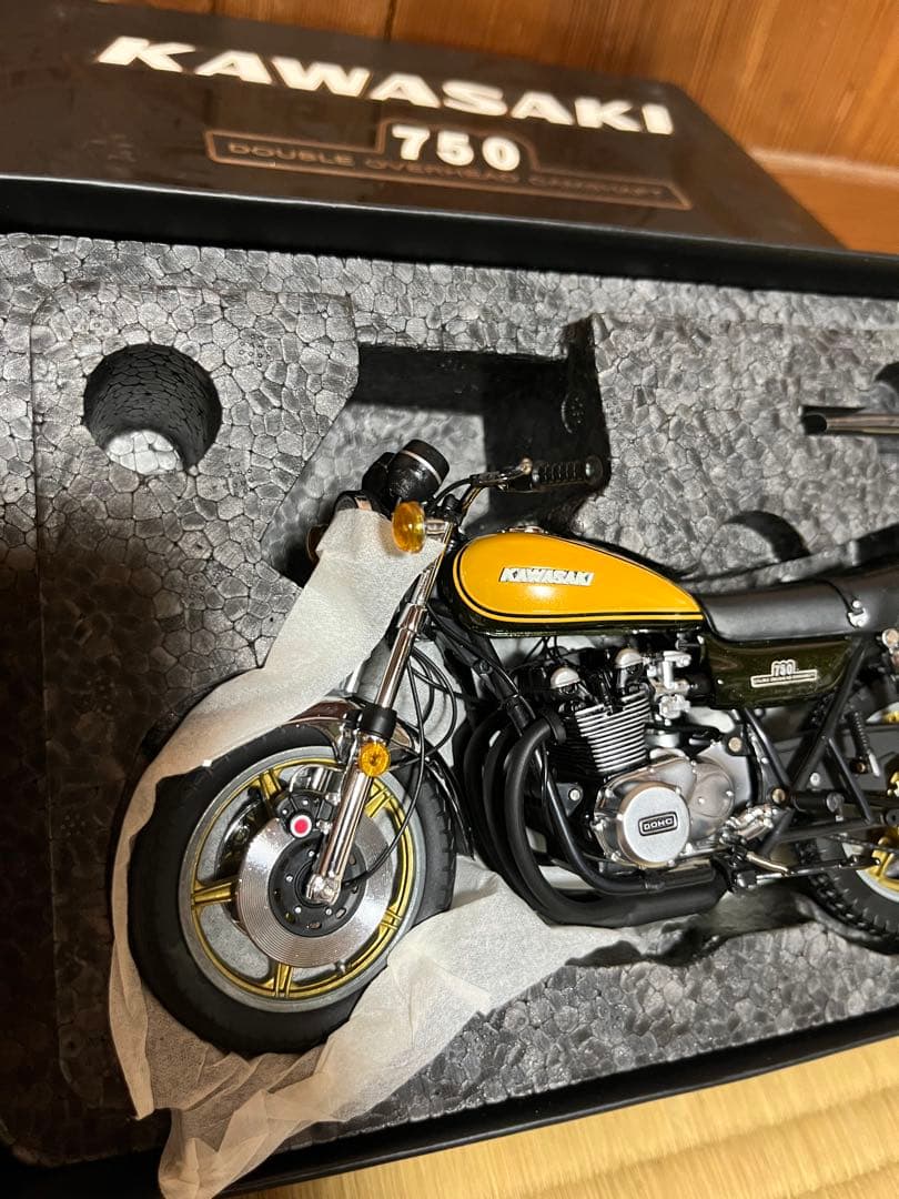 WITSマイルストーン 1/12 カワサキ Z750 ZⅡ A 改