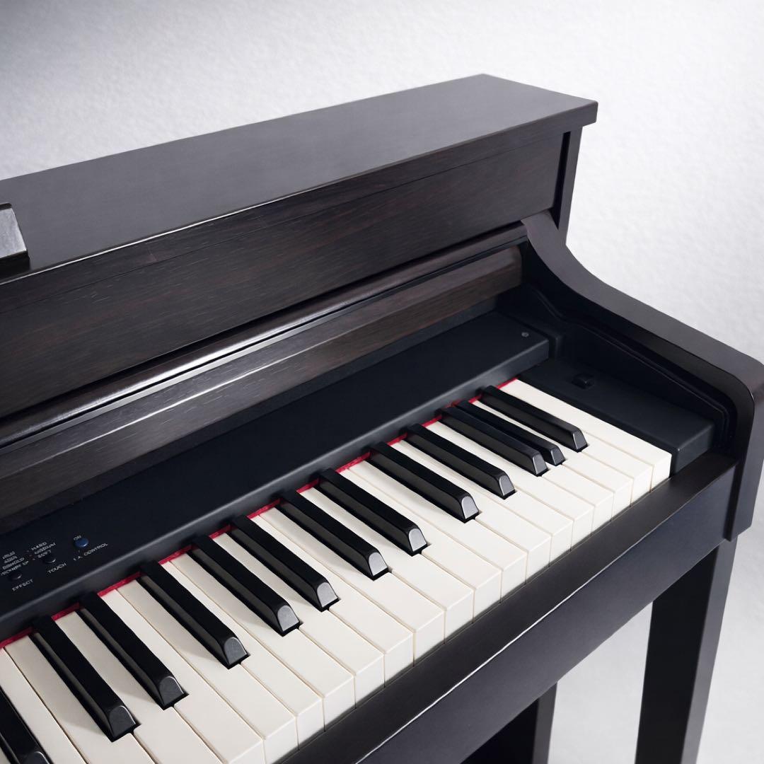 ヤマハ クラビノーバ　電子ピアノ YAMAHA CLP440　2013年製