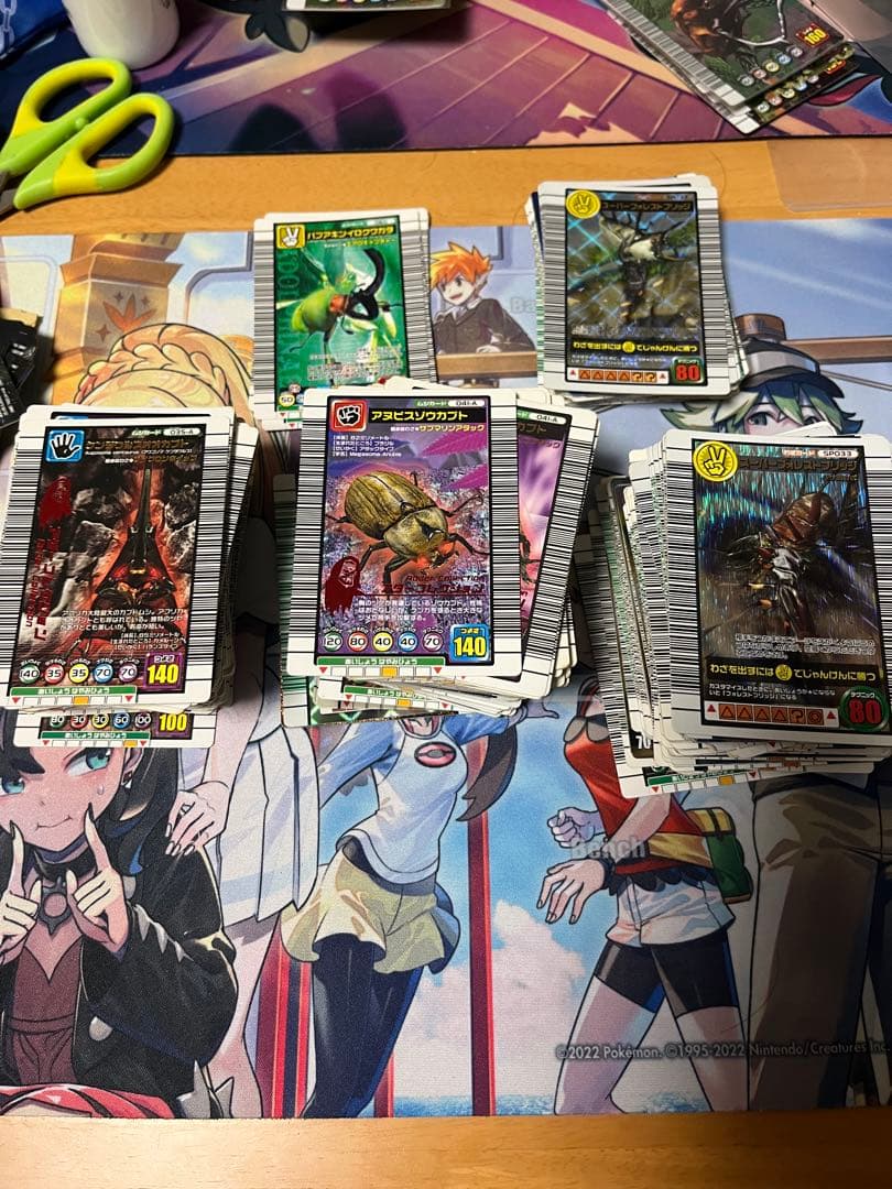 ムシキング 引退品 334枚(5周年なし、シリーズバラバラ)