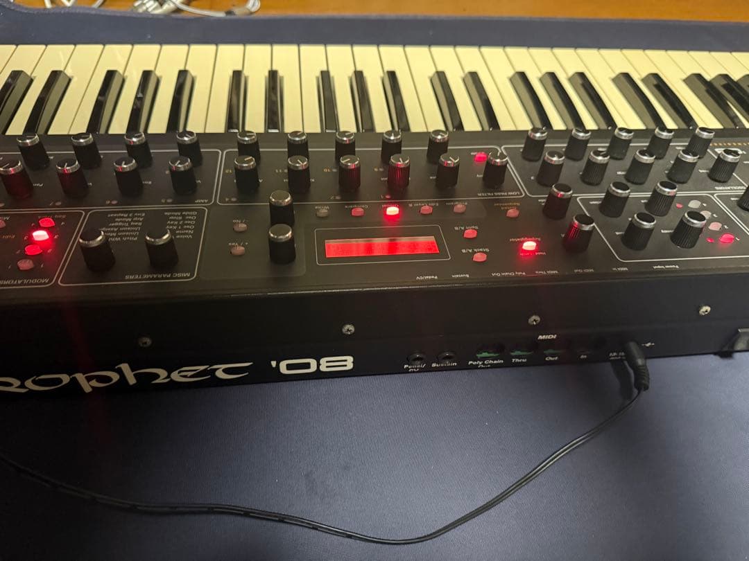 鍵盤楽器 Dave Smith Instruments Prophet 08 PE