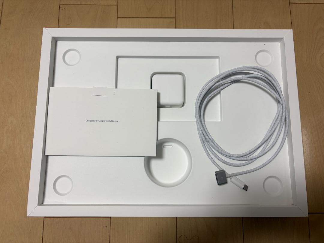 【美品】MacBook Air M4 シルバー 15インチ 充電6回 限定保証有