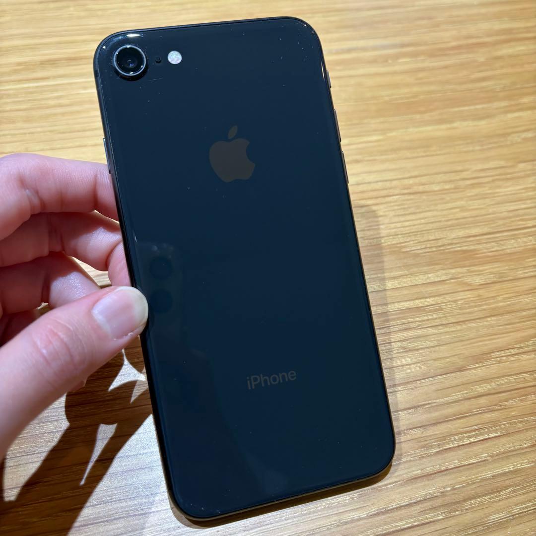 【美品】iPhone8 256GB
