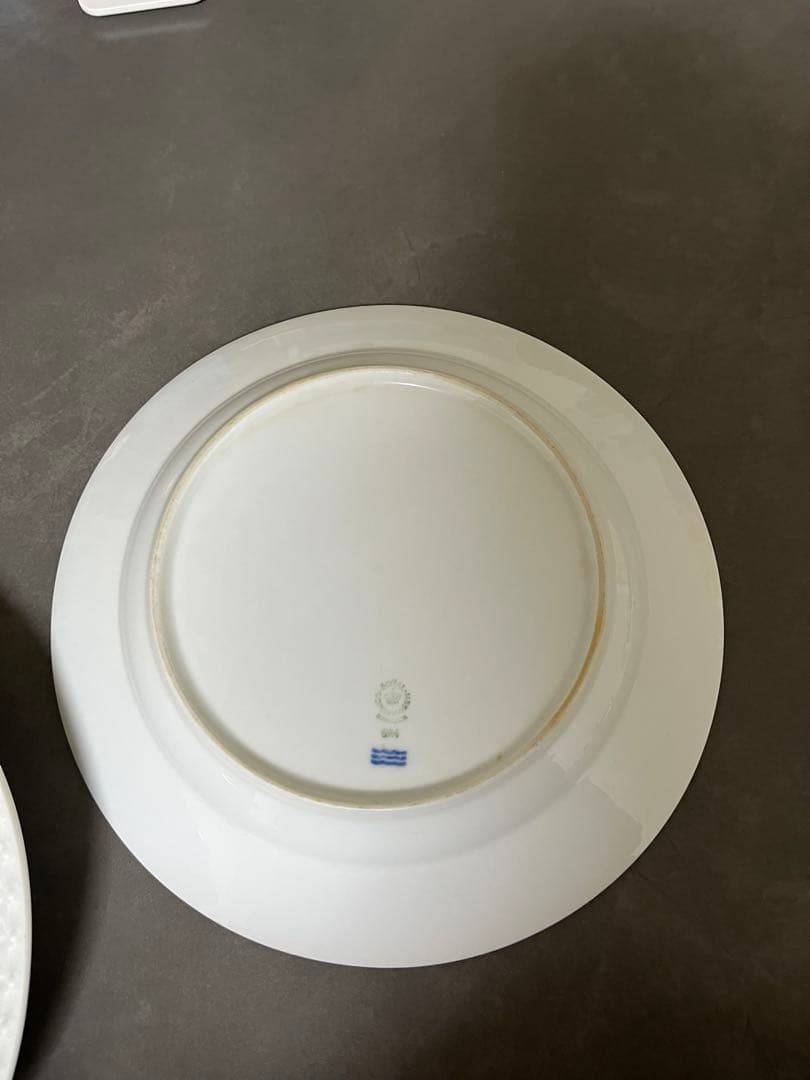   ホワイトフルーテッドディーププレート 1枚