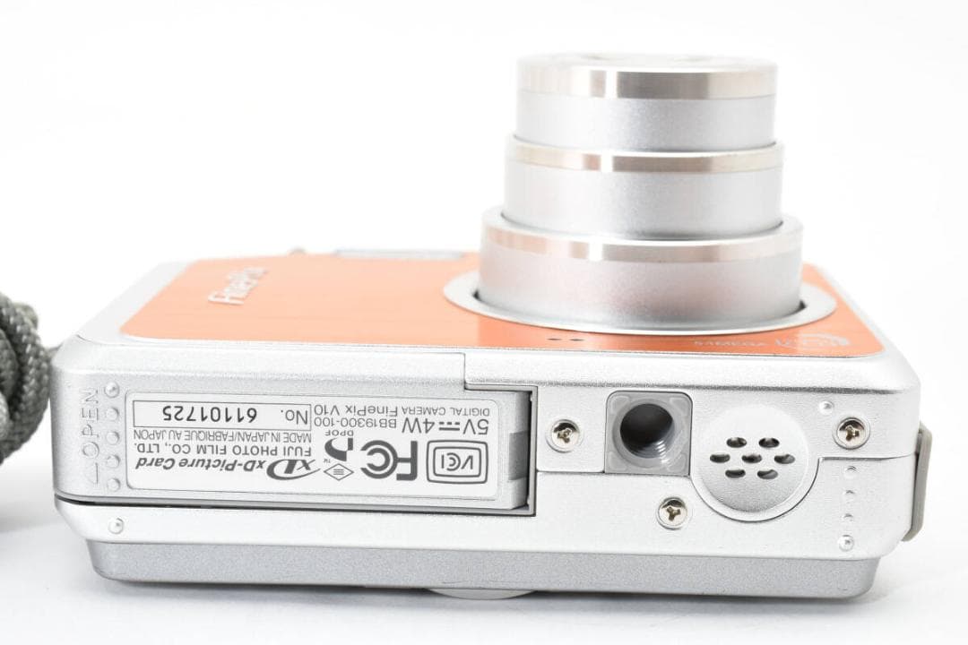 ■ 美品 ■ 富士フィルム　FUJIFILM FinePix V10 オレンジ