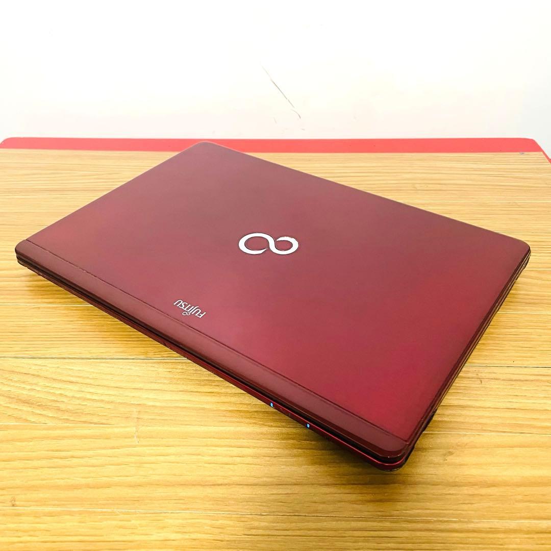 初心者もすぐ使える設定済SSD メモリ8Gギガwin11オフィスカメラブルーレイ