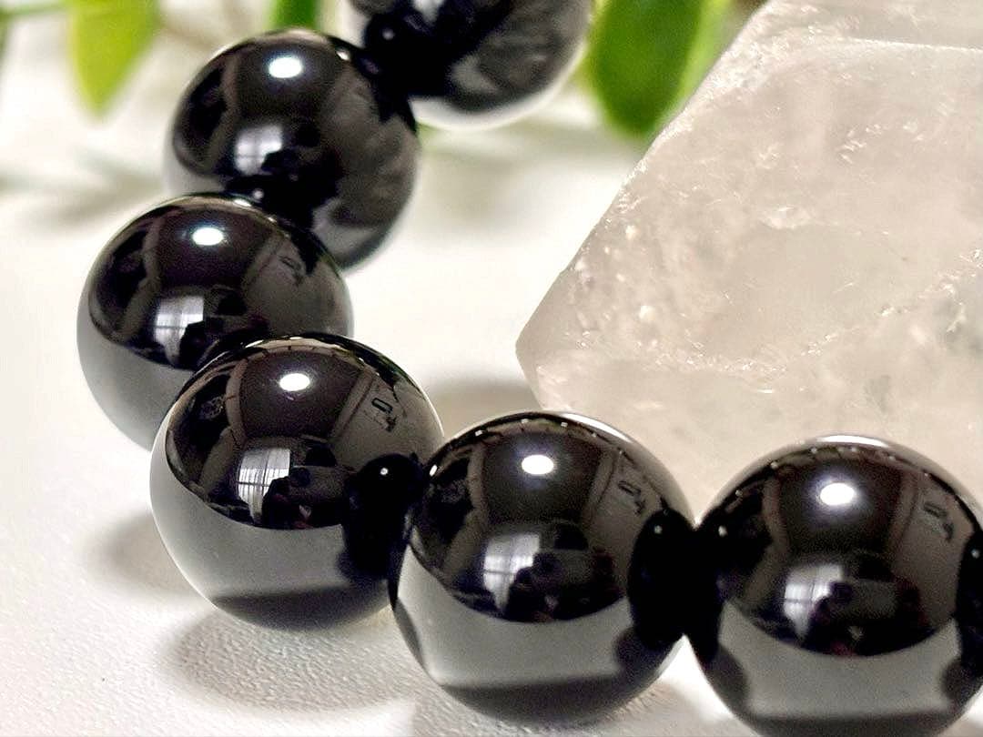 ゆかりん様　神の秘境から舞い降りし破邪最強の守護石　幻のシャングリラ産モリオン