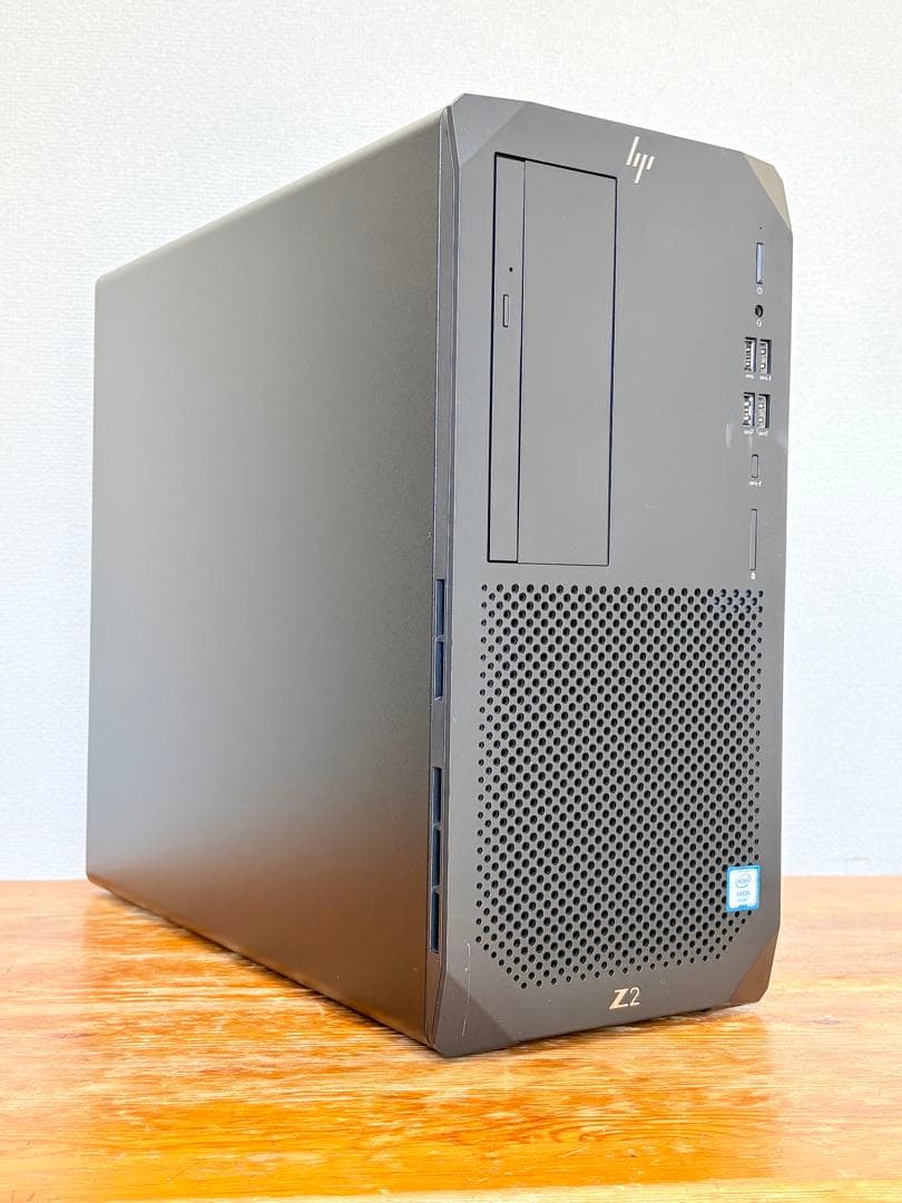 ベアボーン状態のHP Z2 Tower G5（Xeon W-1250付き）