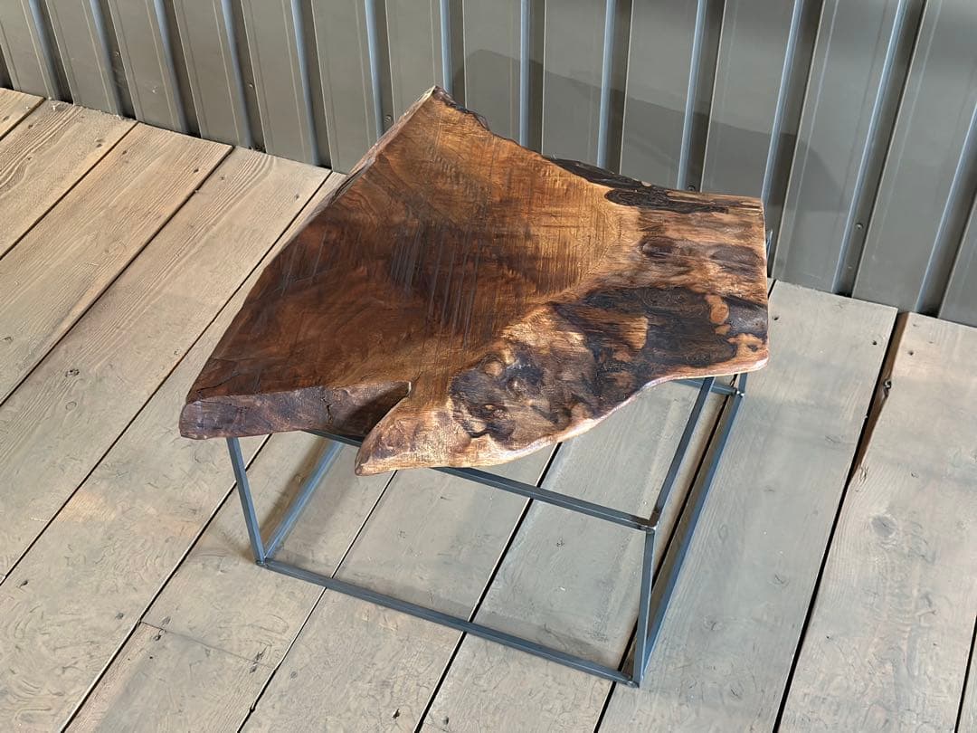 【早い者勝ち！SALE！】ウォールナット　一枚板テーブル　アイアン脚　花台