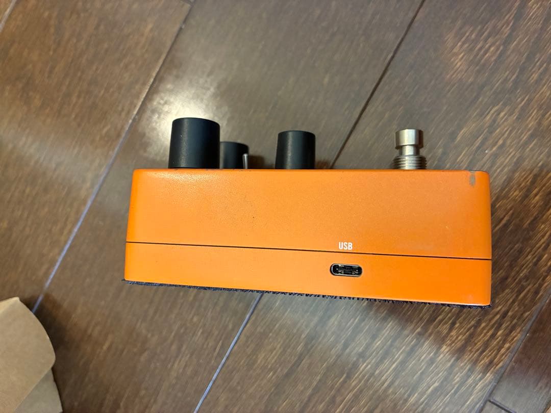 UAFX Flow Vintage Tremolo トレモロ