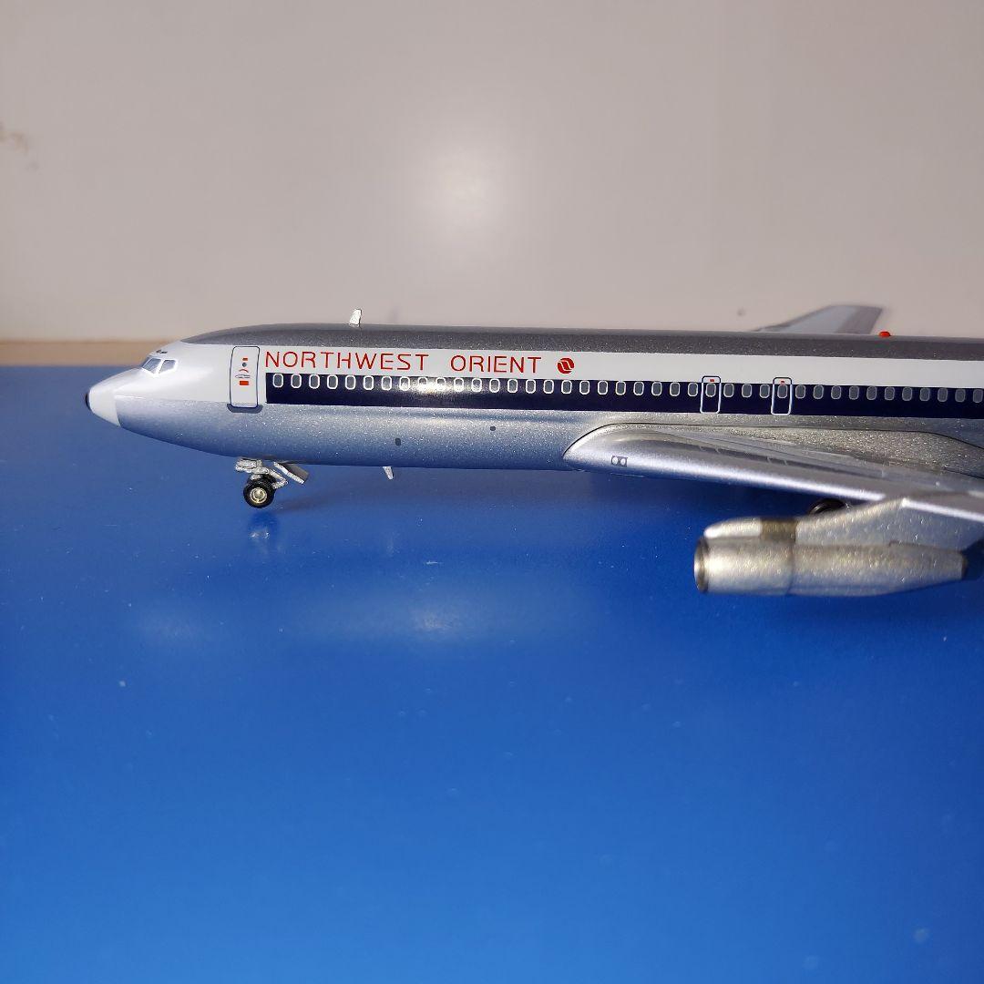 ノースウエスト航空 B-707