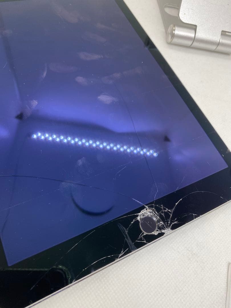 iPad Air 2 16GB SIMフリー　64123