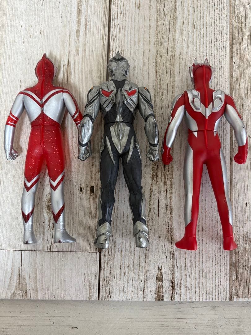 ウルトラマンシリーズ フィギュア 3体セット　中古品