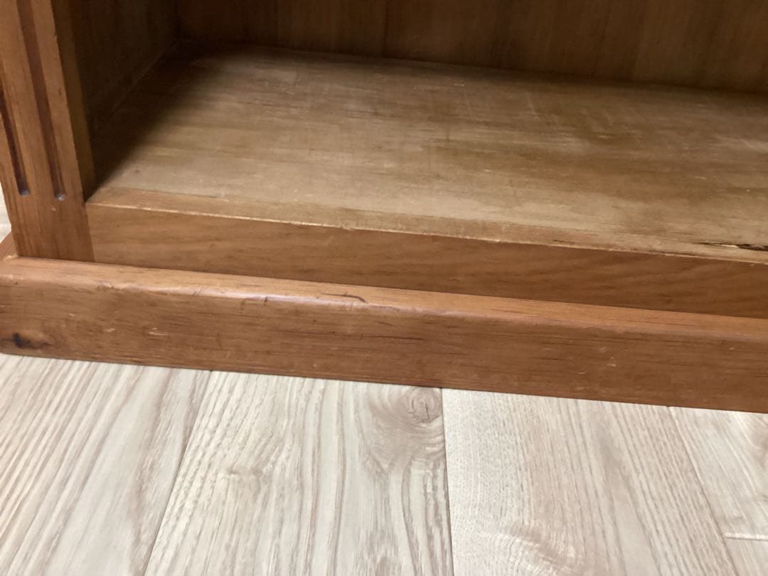 飾り棚　木製