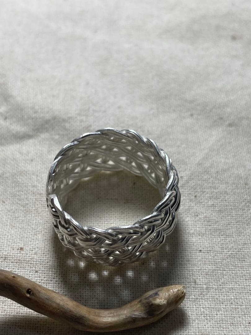 緻密編み込み純銀甲丸Karensilverリング12ミリ指輪透かし網目模様20や