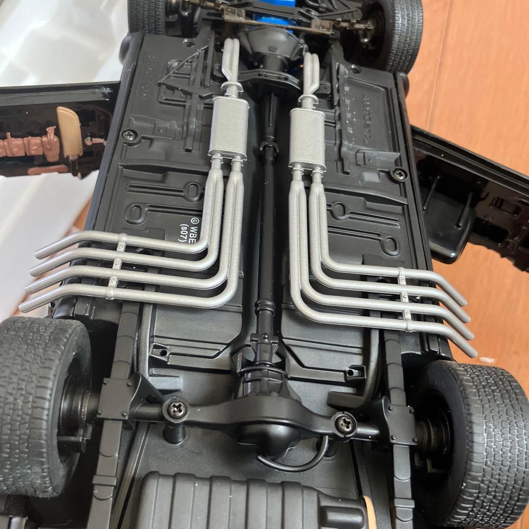 オートアート　インターセプター　マッドマックス2 1/18