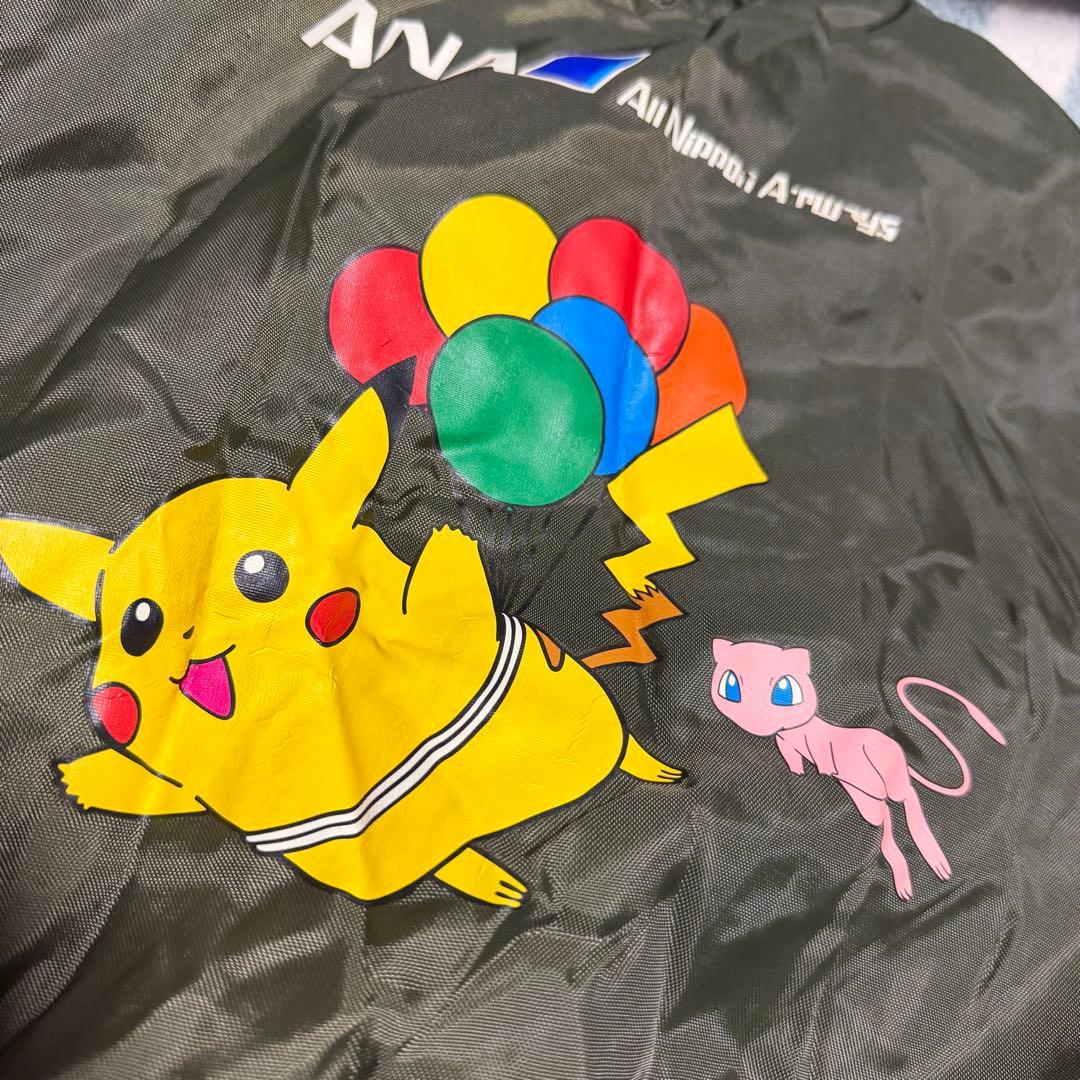 ANAポケモンジェット ジャケット　キッズ　Mサイズ　ポケモン ピカチュウ