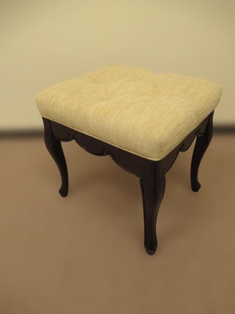 クラシック ファブリック　スツール　東海家具工業