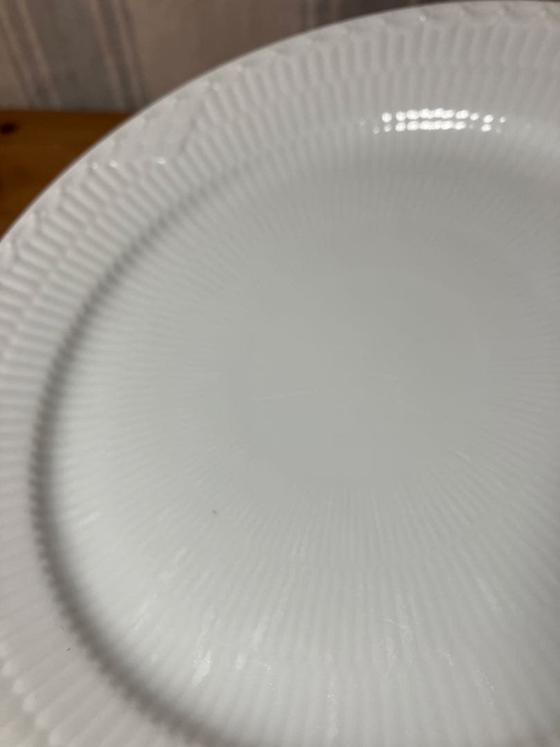 【ロイヤルコペンハーゲン】ホワイトフルーテッドハーフレースプレート25cm 4枚