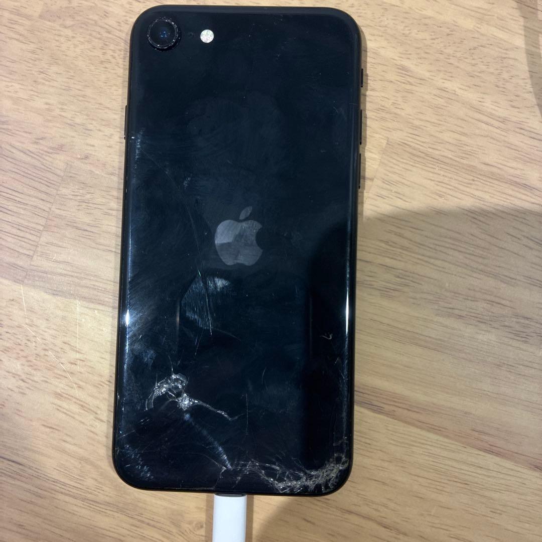 【ジャンク品】Apple iPhoneSE第2世代ブラック 本体