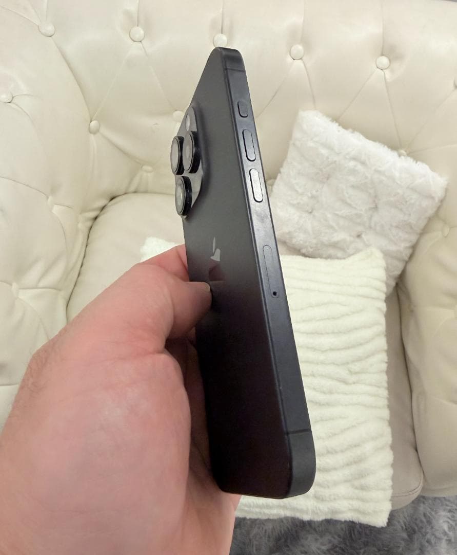 iPhone 15Pro + CASETiFY＆ハローキティコラボケースセット