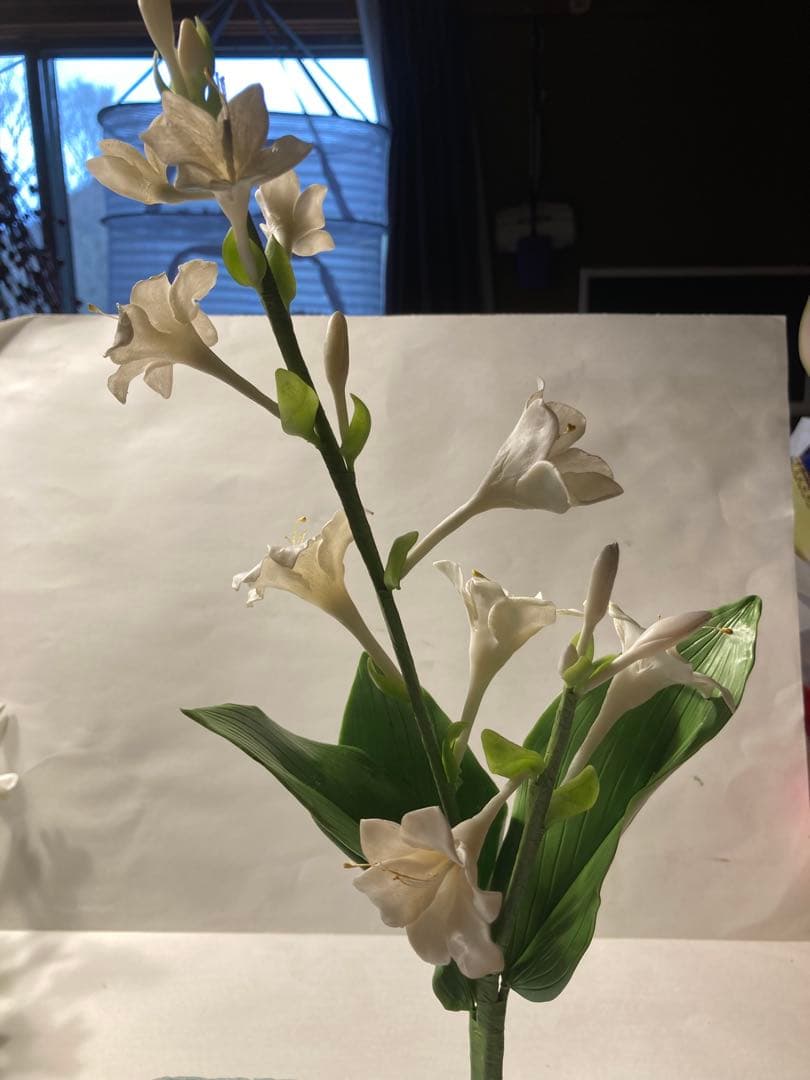 鶯さん専用 クレイフラワー　白花ギボウシ（たまのかんざし）