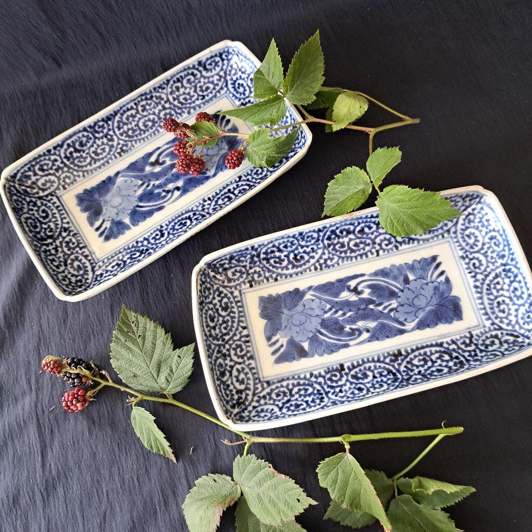 「人気長皿の王道=定番 蛸唐草にボタン！」古伊万里 角皿3客セット 骨董アンティ