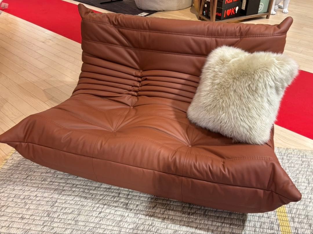 ligne roset トーゴソファ2人掛け 本革張り