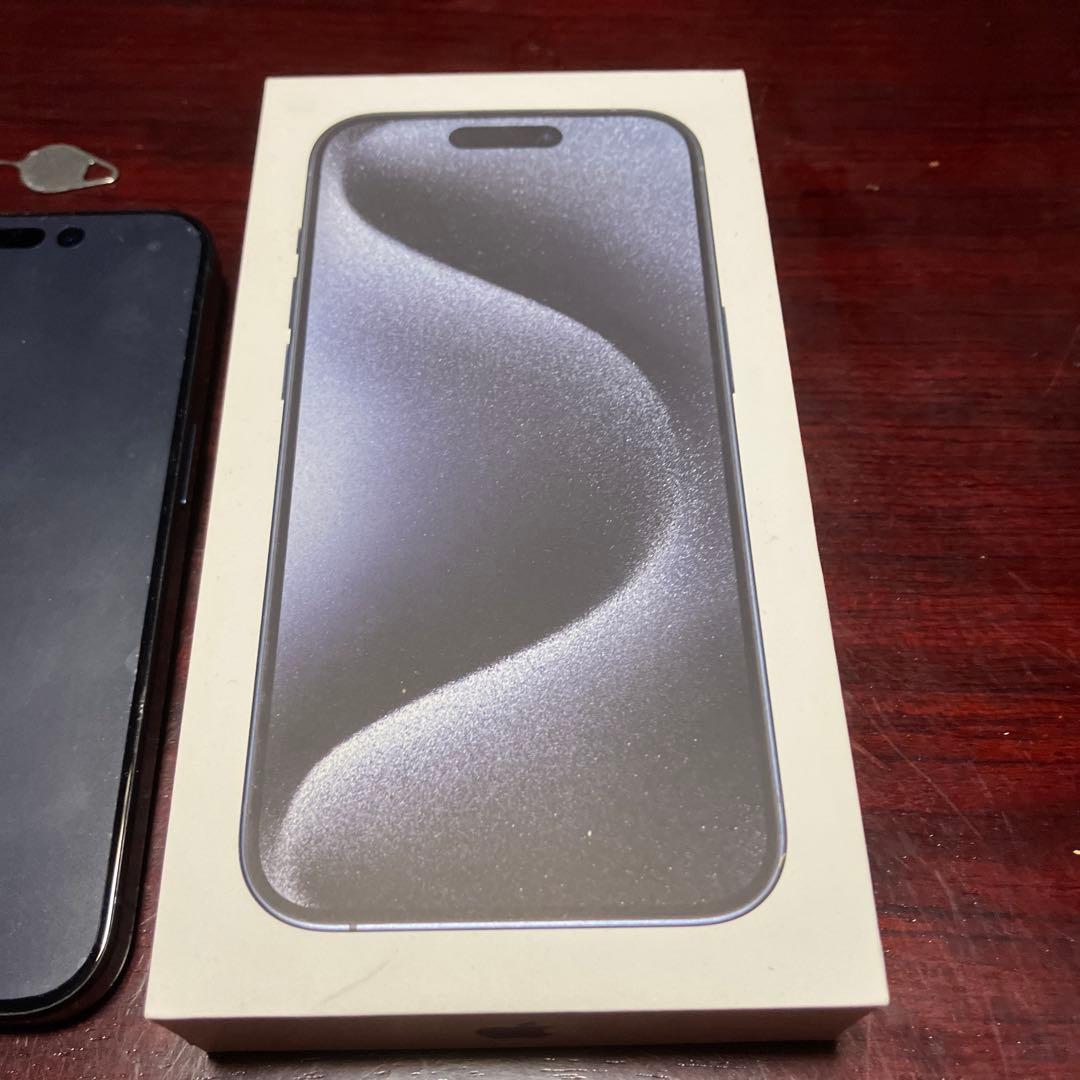 iPhone 15 Pro ブルーチタニウム 本体　iFace ケース付き