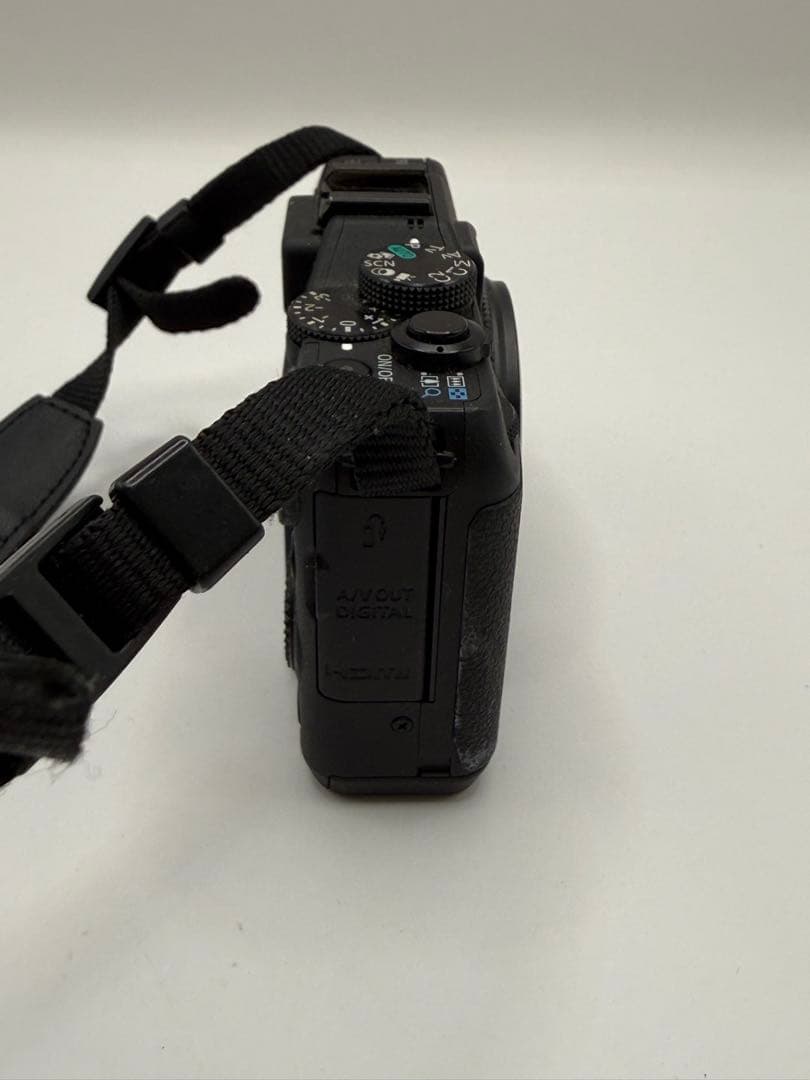 Canon G15 コンパクトデジタルカメラ 本体と充電器付き