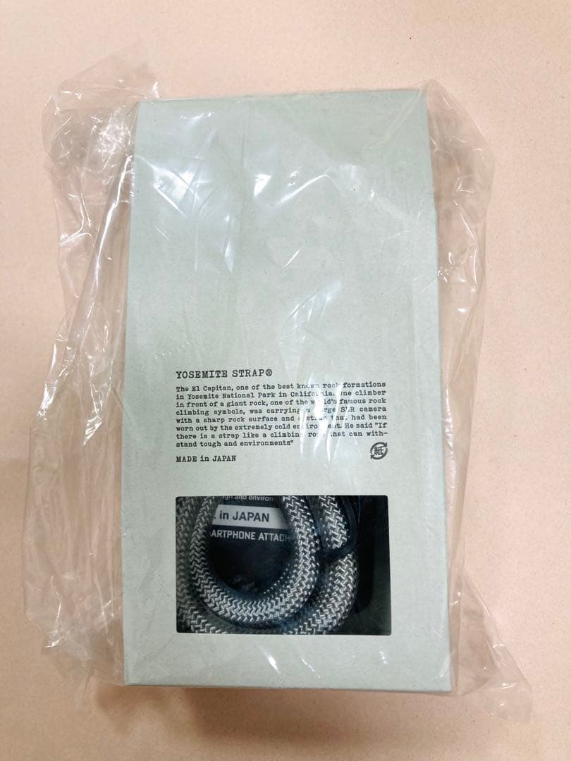 新品未開封　Yosemite ヨセミテ　モバイル　ストラップ プラチナム