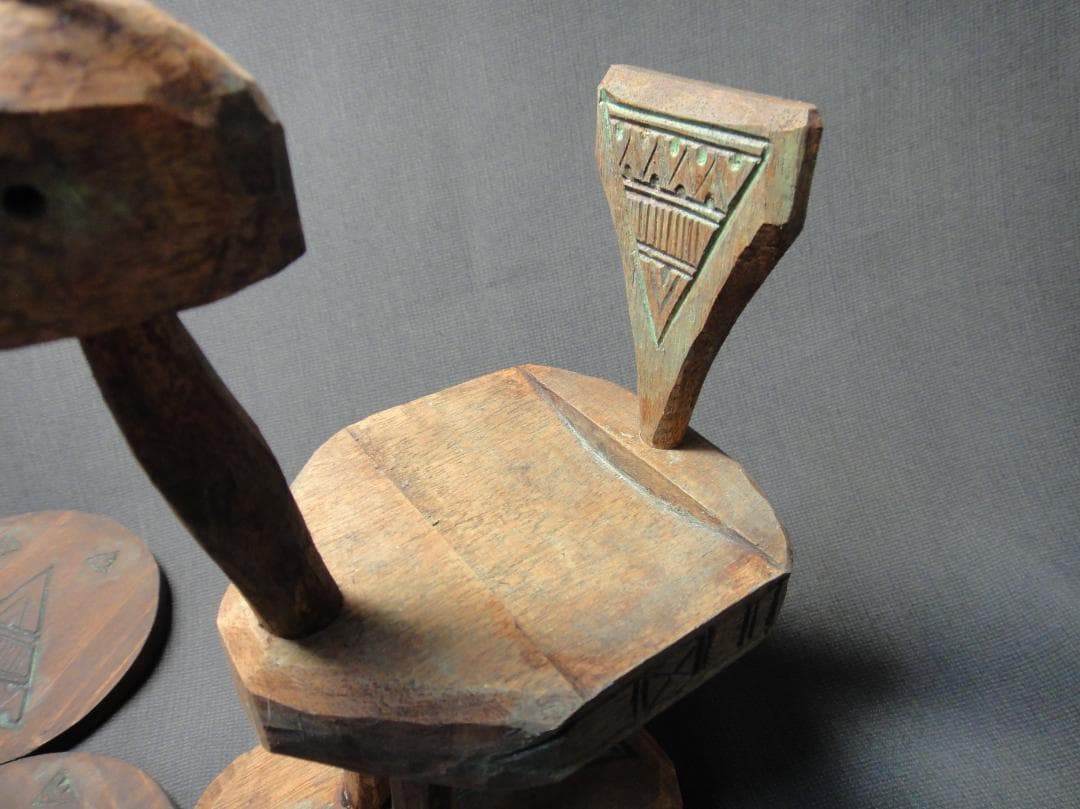 砂澤ビッキ　『丹頂鶴のコースター』ビッキデザイン アイヌ美術 木彫 音威子府村