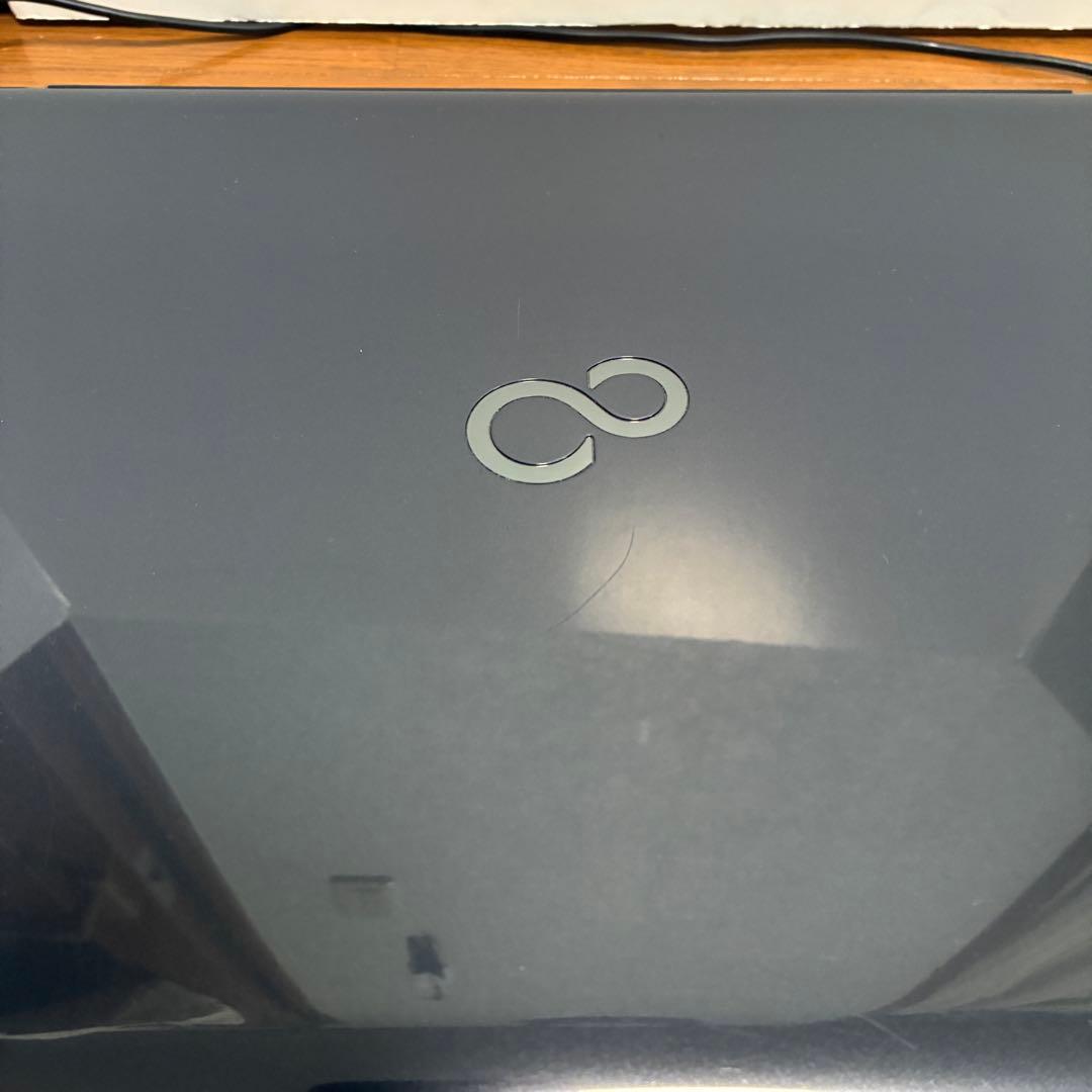 Ryzen7 5700U/メモリ-8GB/SSD 512GB FMVN77F3B