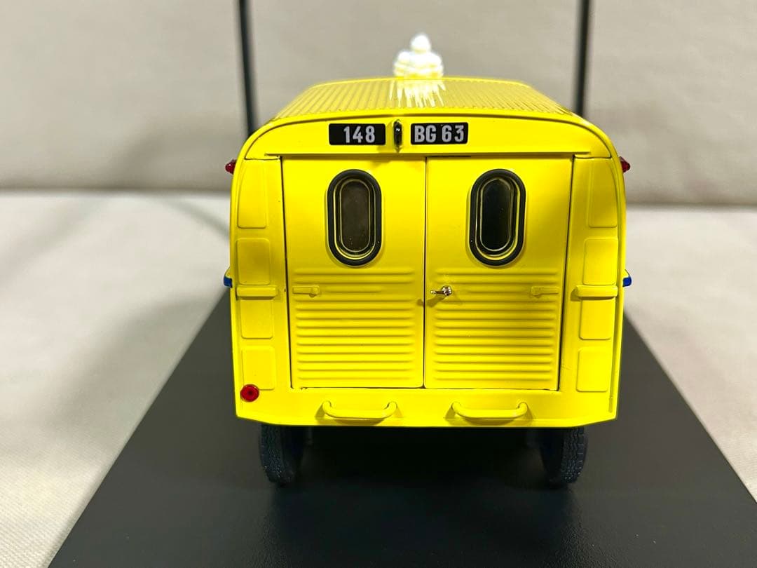 ノレブ1/18 絶版希少シトロエン2CV ミシュランサービスバンミニカー