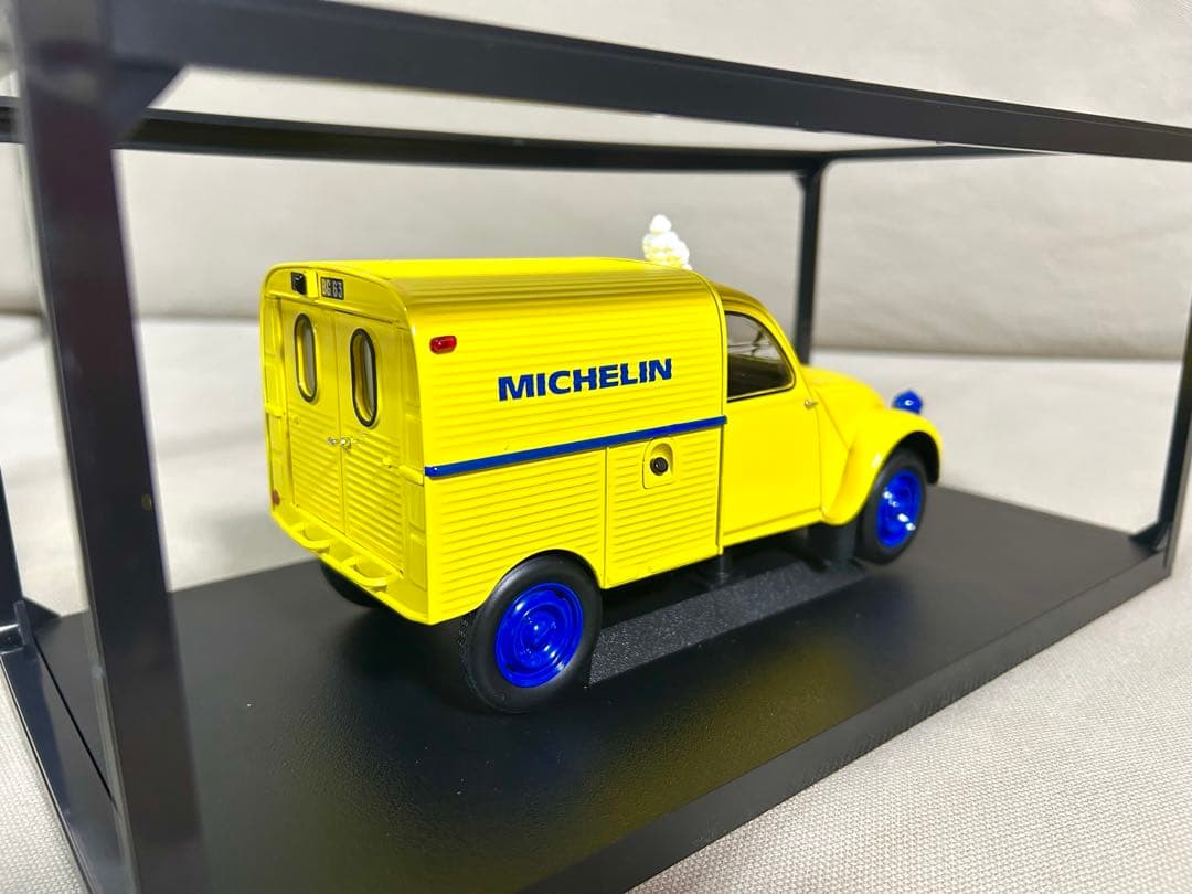 ノレブ1/18 絶版希少シトロエン2CV ミシュランサービスバンミニカー