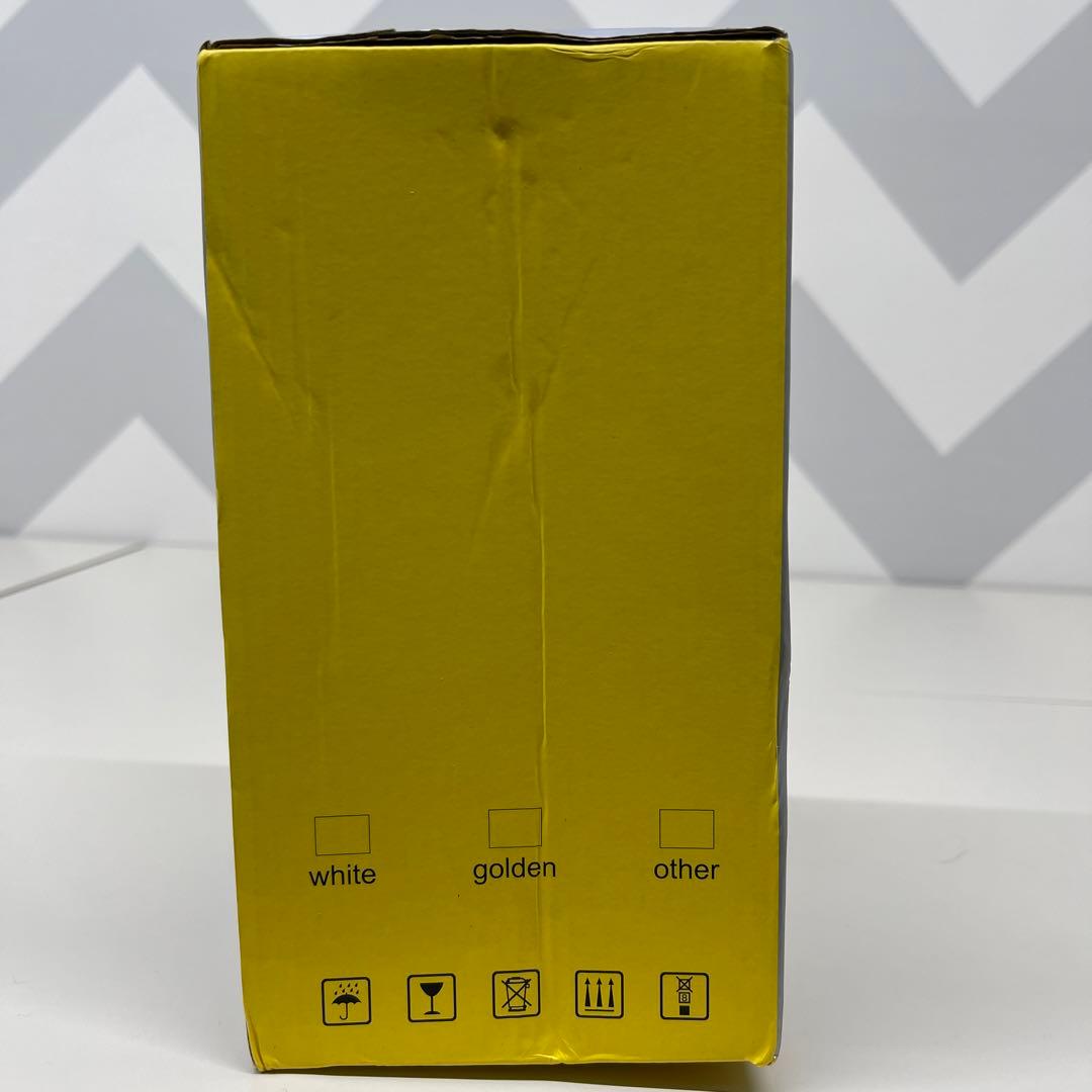 新品未使用　ホワイト HD プロジェクター ステレオサウンド 4K対応