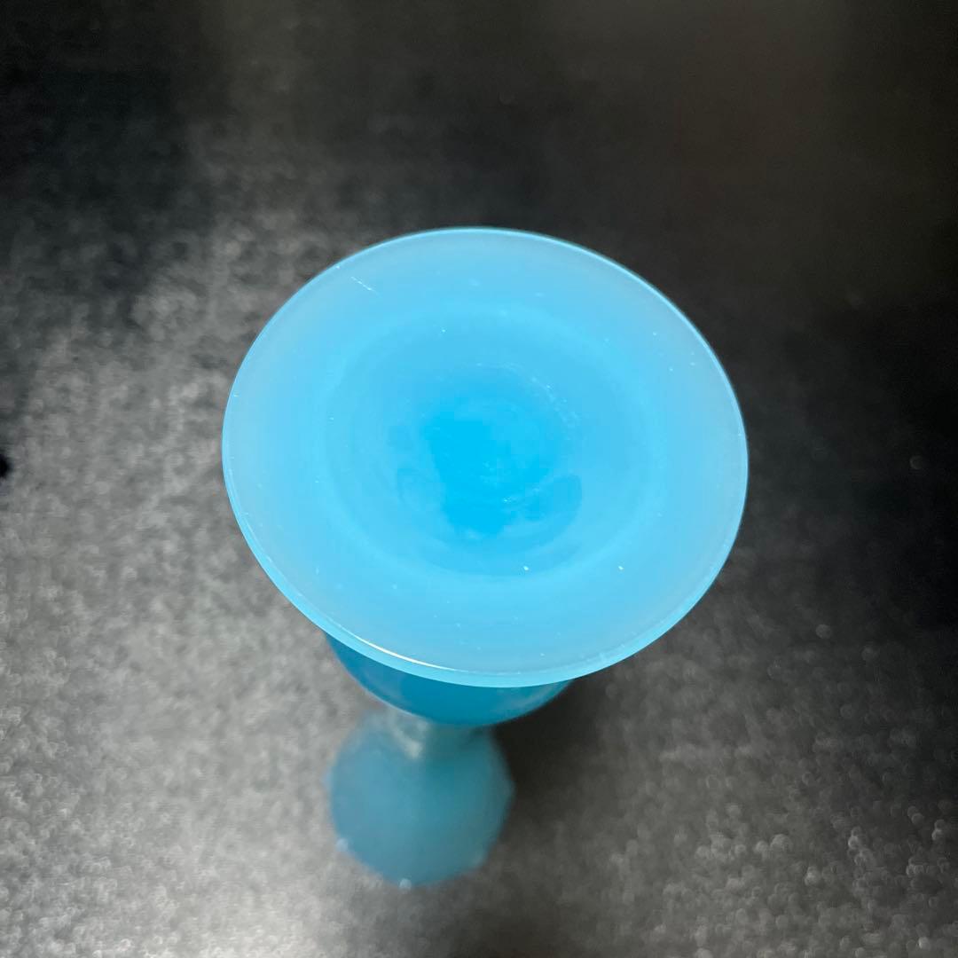 イタリア製 ミルクガラス フラワーベース 水色 ヴィンテージ 花瓶