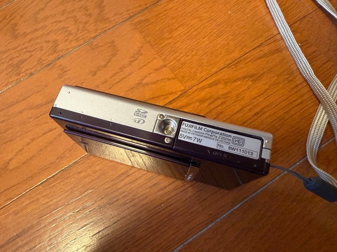 Fujifilm FinePix Z 10.0MP 5倍ズーム※動作未確認※