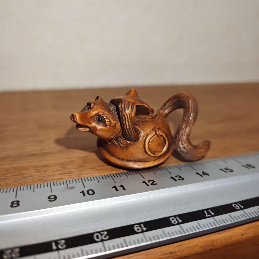 時代提物 木彫根付 【分福茶釜】横幅約5.2cm 重さ12 g◇縁起物◇可愛い☆