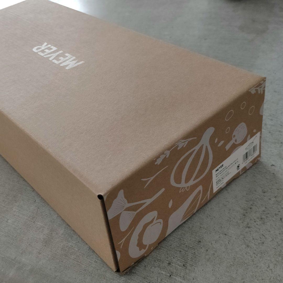 MEYER ホワイトスチール 18cm 蓋付 エッグパン マイヤー