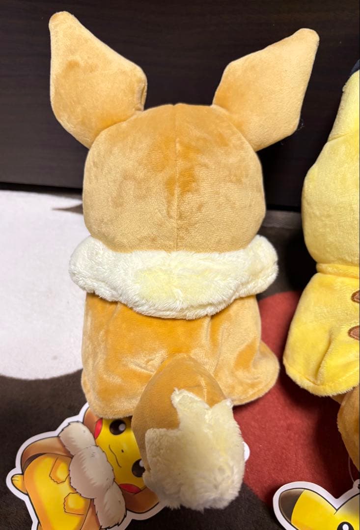 タグ付き ピカチュウ イーブイ ポンチョ ポケモンセンター限定 ぬいぐるみ