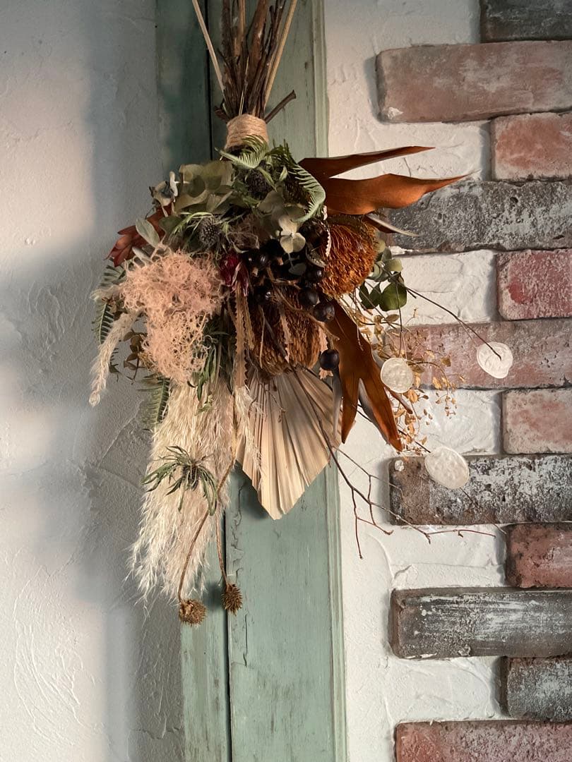 バンクシアとドライアンドラフォルモーサのコックリ秋色