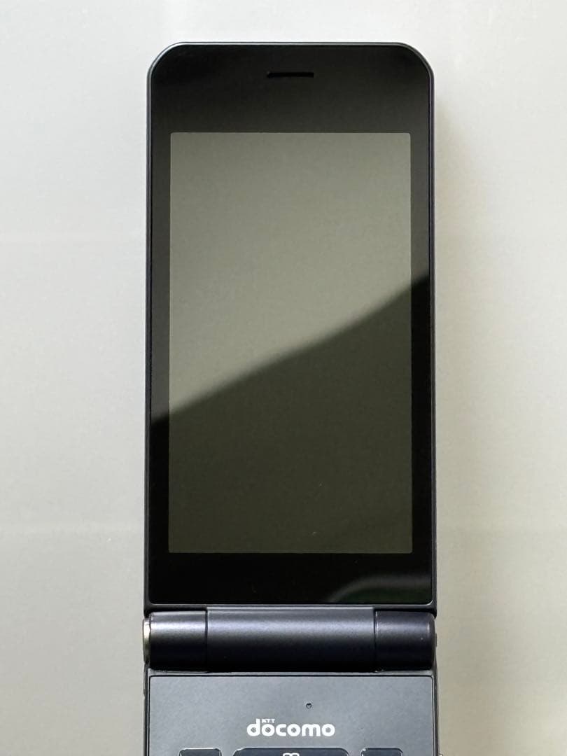 ★arrows ケータイ ベーシック F-41C ネイビー #26021502