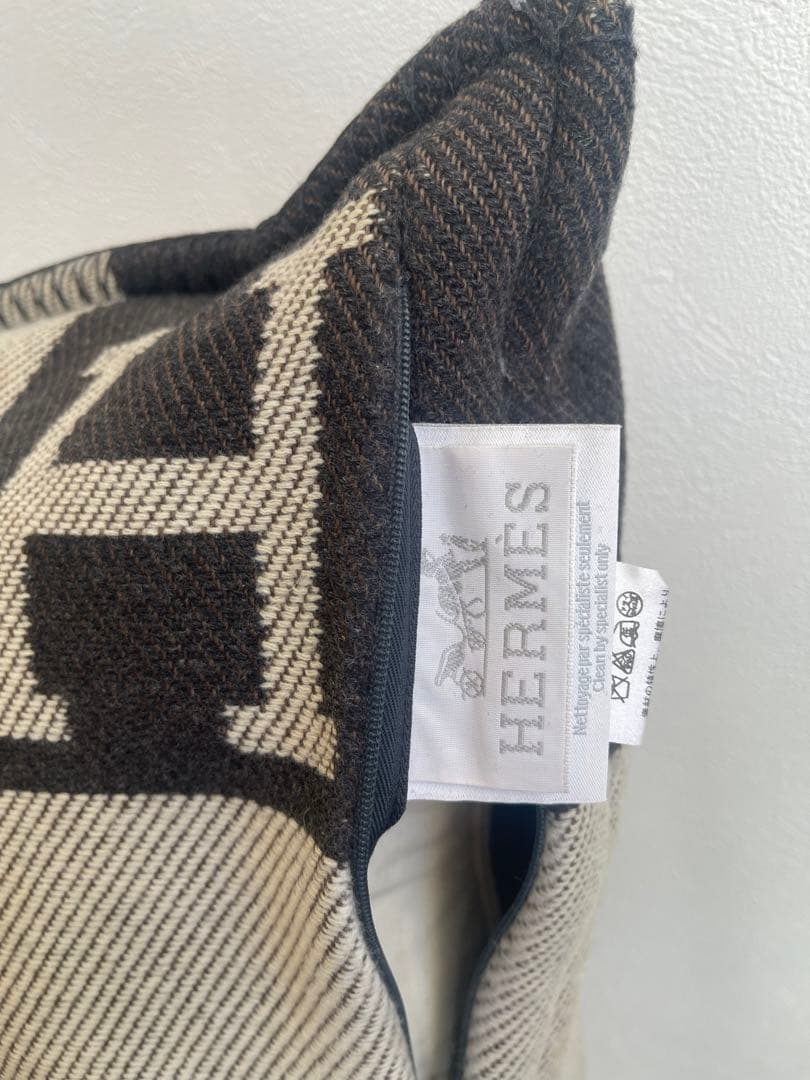 【正規品】エルメス アヴァロン クッションカバー 49×49 カシミヤ混