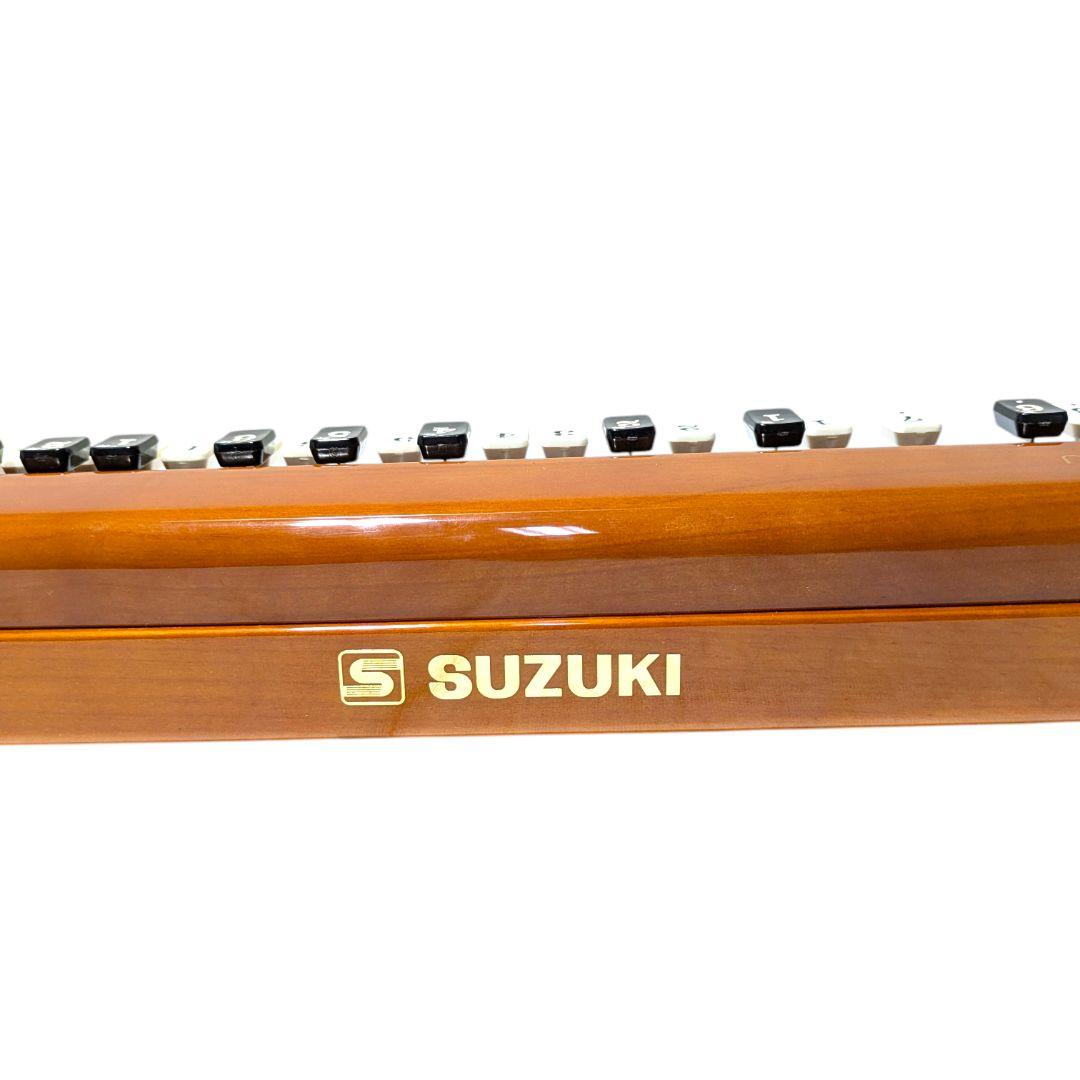美品 動作OK！スズキの伝統音色を継承した電気大正琴ソプラノモデル