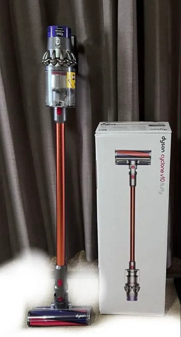 ダイソン　cyclone v10 fluffy 掃除機