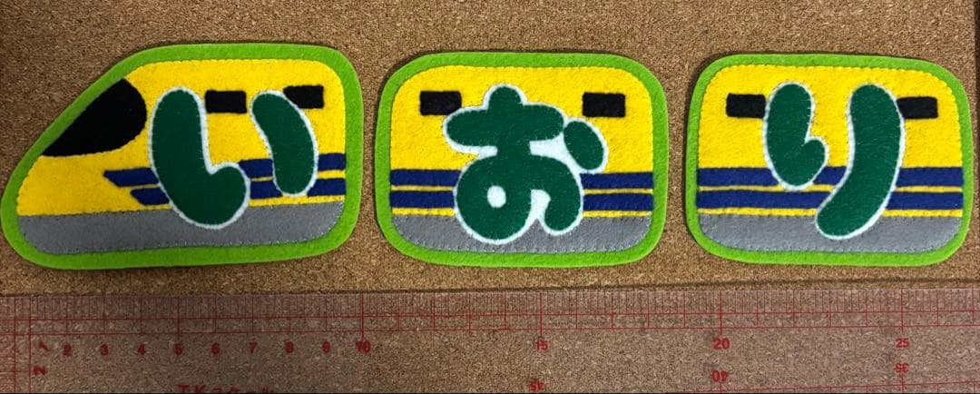 【あめめ☻ページ】ハンドメイド　フェルト　ワッペン　ネームタグ　名札