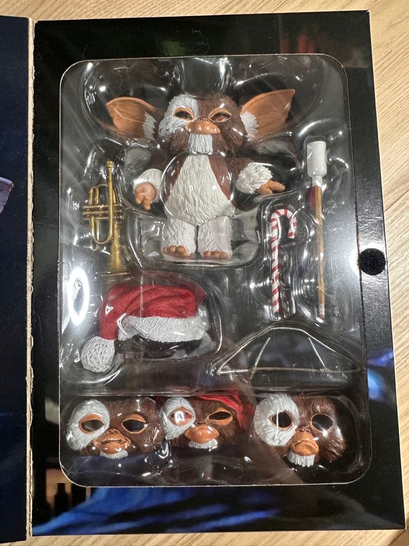 NECA グレムリン アルティメット ギズモ　クリスマス