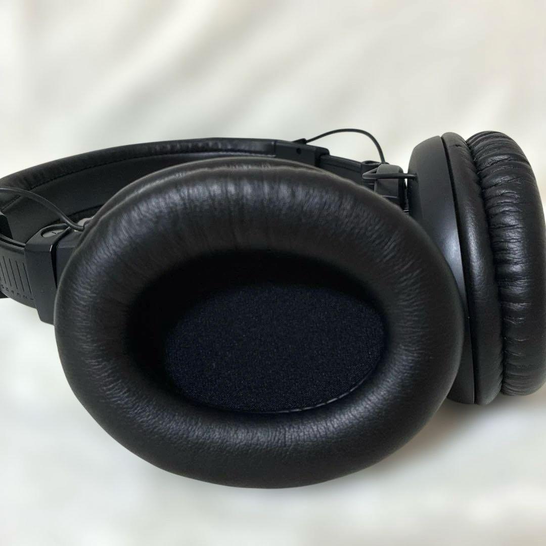 SHURE SRH440 プロフェッショナルスタジオモニター ヘッドフォン
