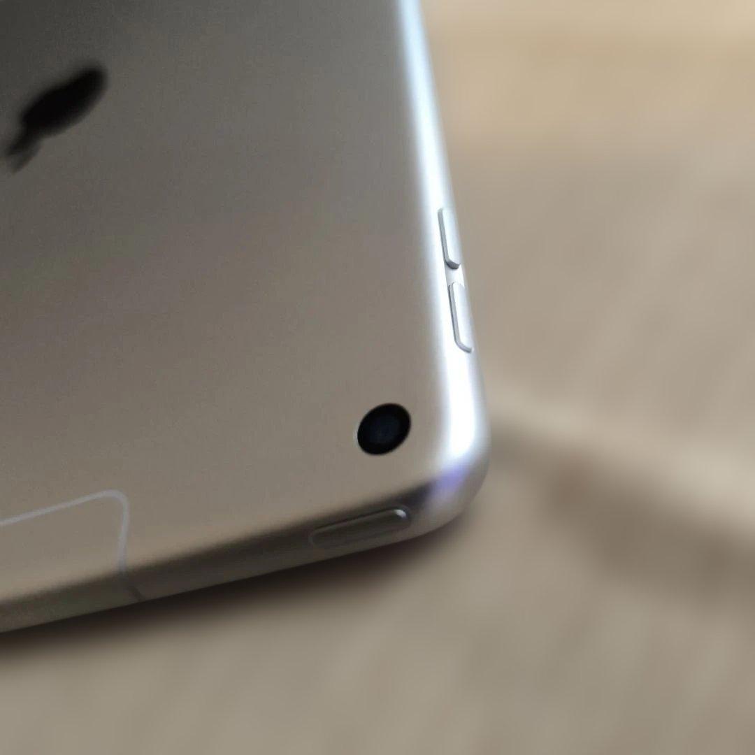 は*ひ様 iPad Air第3世代/64GBWi-Fi＋Cellularモデル